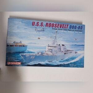 USS Roosevelt DDG-80 1:700 Scale Dragon Model Open Box Sealed Pieces